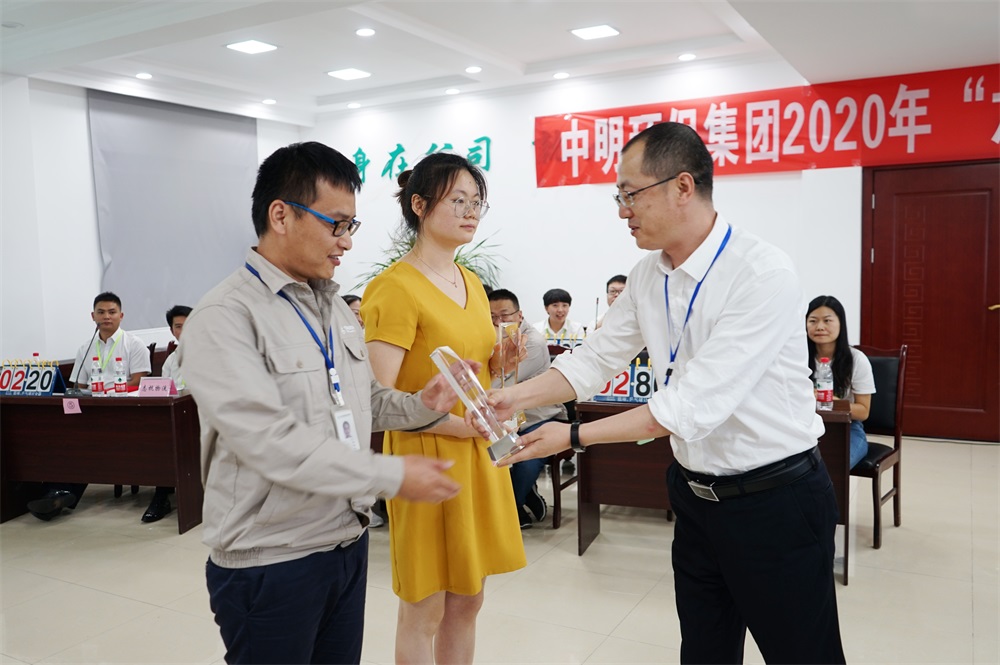 二等奖颁奖 二等奖颁奖